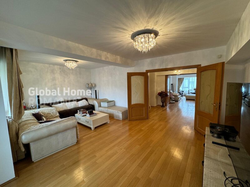 Unirii  Apartament 4 camere Blv Unirii  126 m  Vedere Blv| Mobilat Utilat